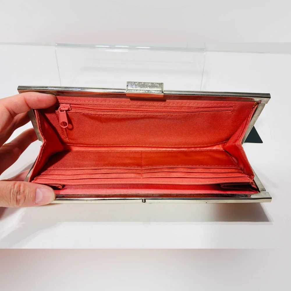 NWT Y2K New Directions Reptile Texture Coral Paisley Wallet Clutch 8x4